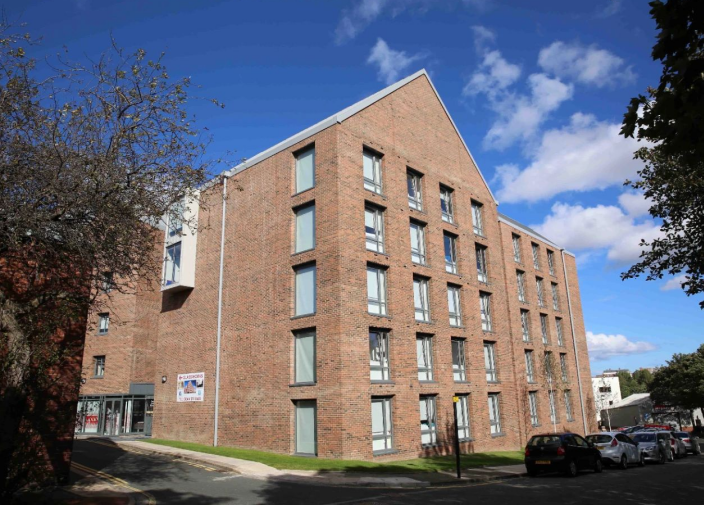 《龙8国际在全球》系列报道之二| 英国格拉斯哥学生公寓篇